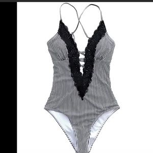 ❤️ 4/ $20 sale CUPSHE Swim! Sz L ❤️